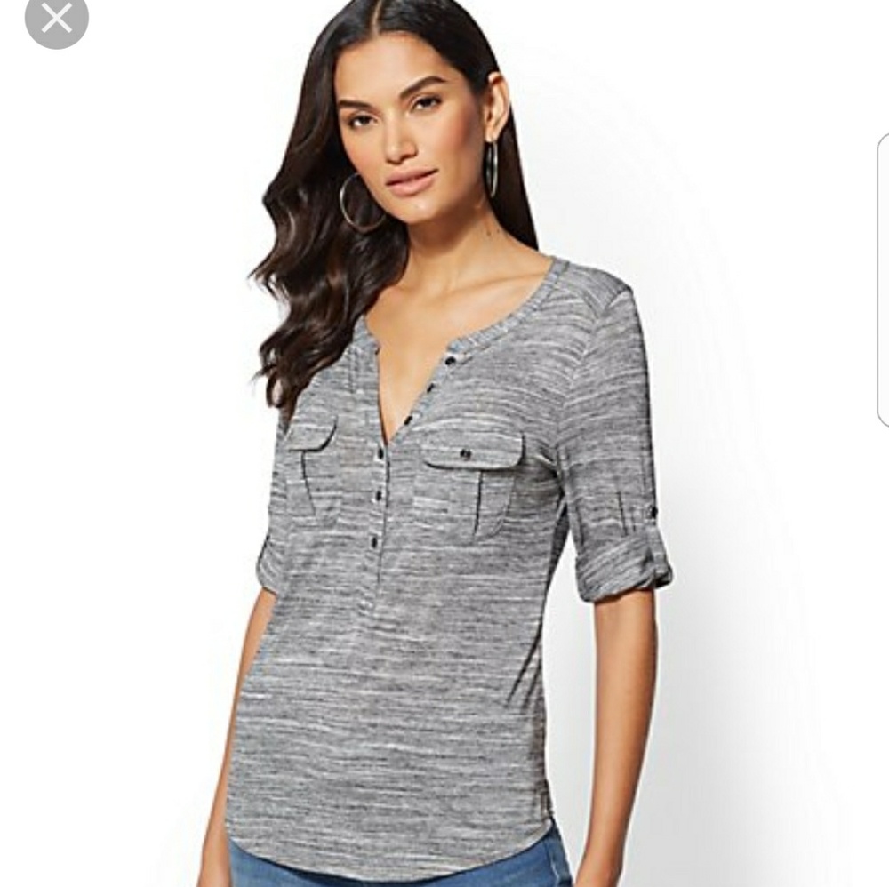 NY&Co Space-Dyed Split Neck Henley